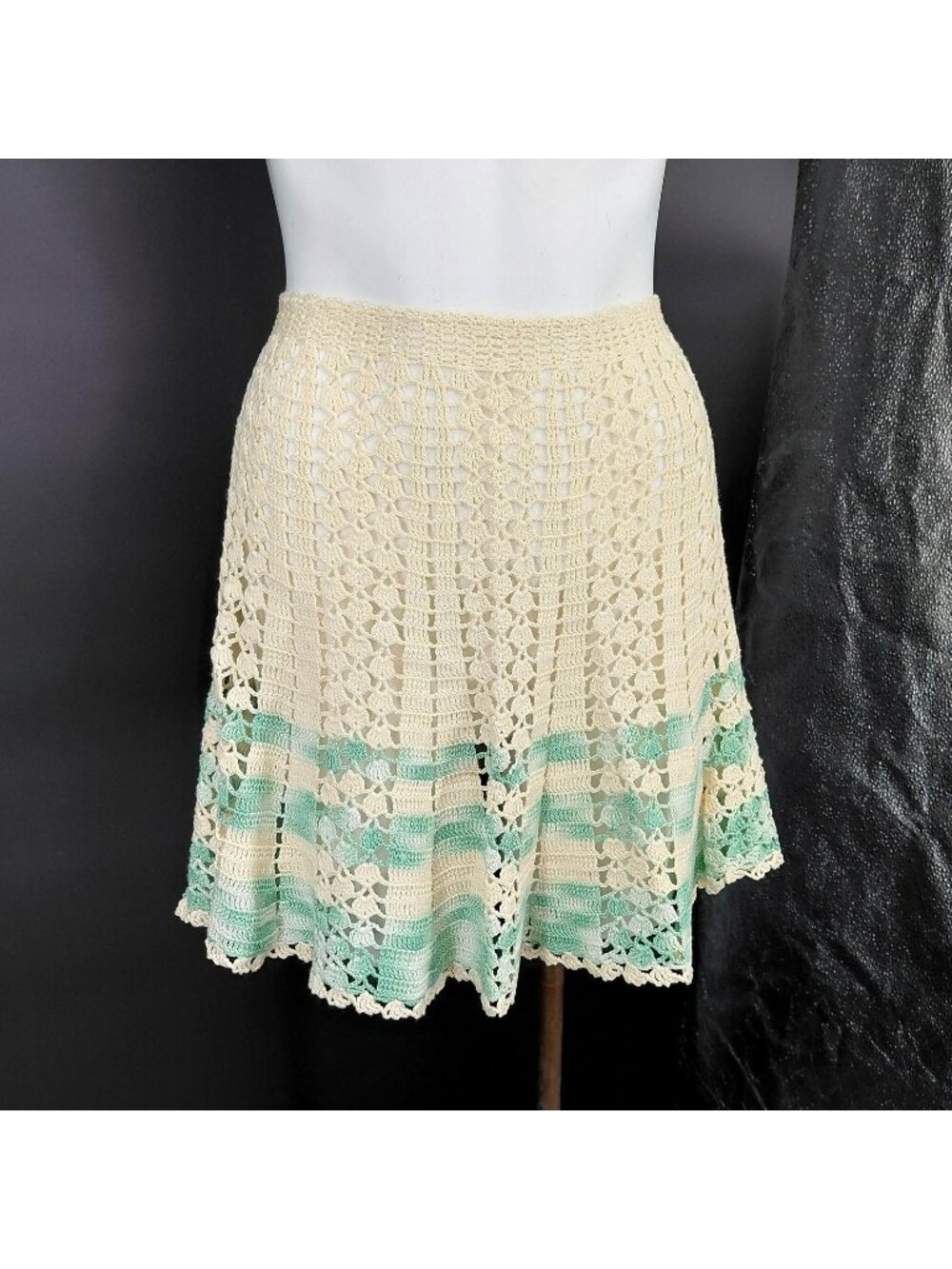 Vint Crochet Waist Apron Womens Cream Green Striped Boho Trad Granny Cover Over